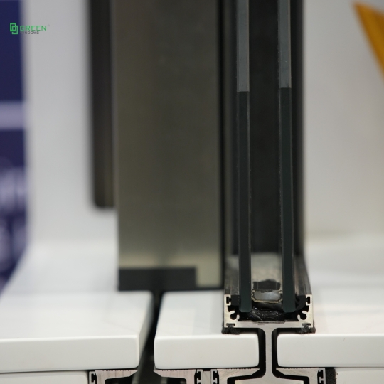 GÓC MẪU R02
