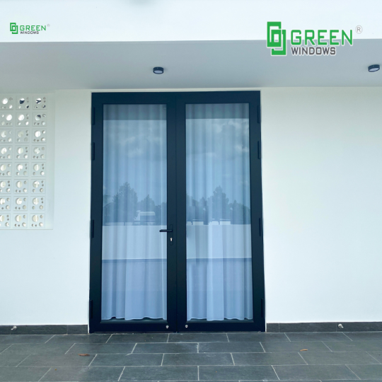 CỬA ĐI MỞ QUAY 2 CÁNH Maxpro hệ 83